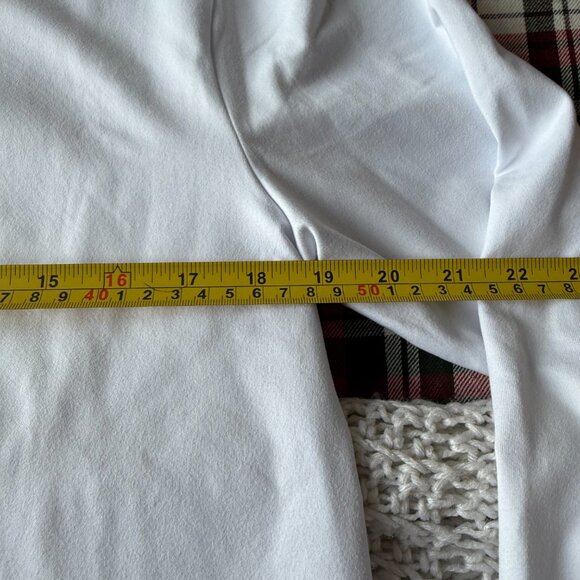 Alo Conquer Reform Crewneck Long Sleeve (White Size Small) - Picture 7 of 9